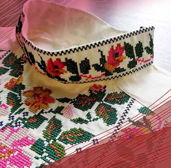 vFolklórna a krojová výšivka